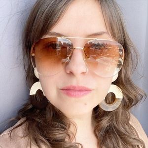 Vintage 1960’s Acrylic Tortoise Hoop Earrings